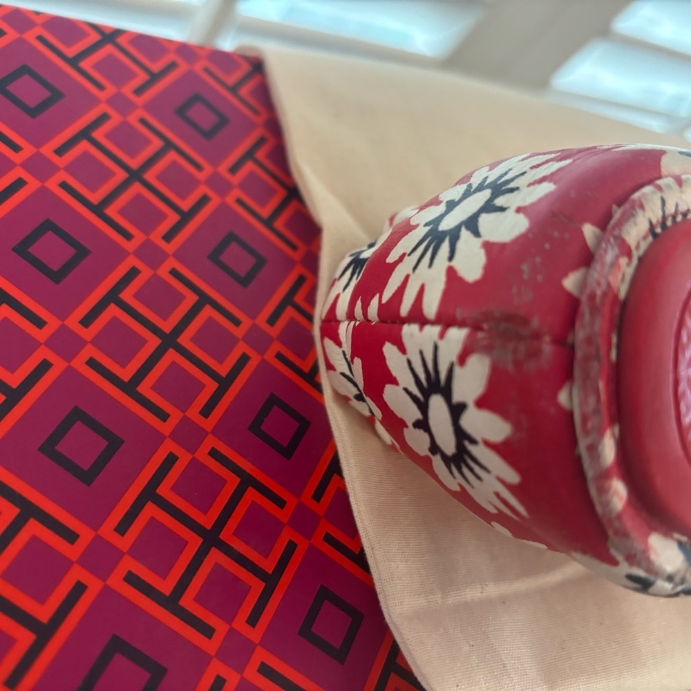 Tory Burch Minnie - Picture 9 of 12
